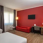 Mercure President Лечче