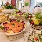 Mercure President Лечче