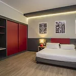 Mercure President 4*