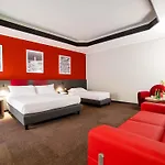 Mercure President Лечче