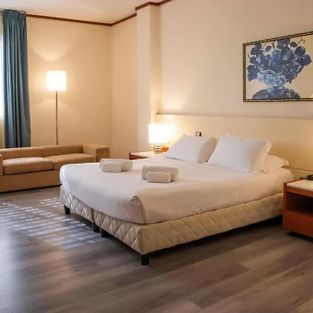 Mercure President