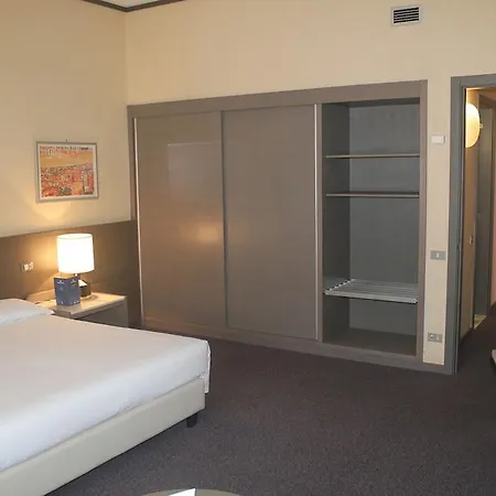 Hotel Mercure President 4*