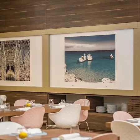 Mercure President Hotel