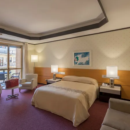 Mercure President מלון לצ'ה