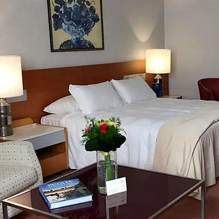 Mercure President Hotel
