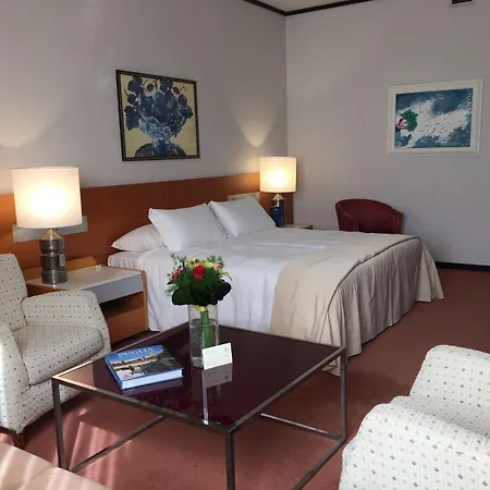 Mercure President 4* レッチェ