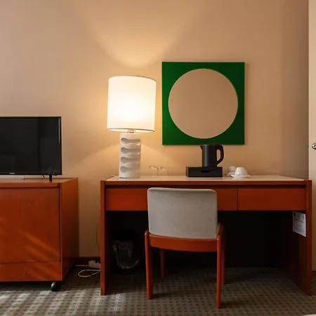 Mercure President 4*