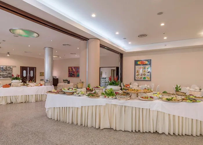 Mercure President מלון לצ'ה