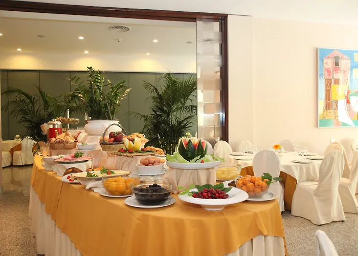 Mercure President 4* לצ'ה