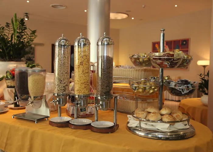 Mercure President 4* לצ'ה