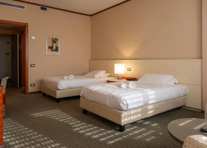 מלון Mercure President לצ'ה